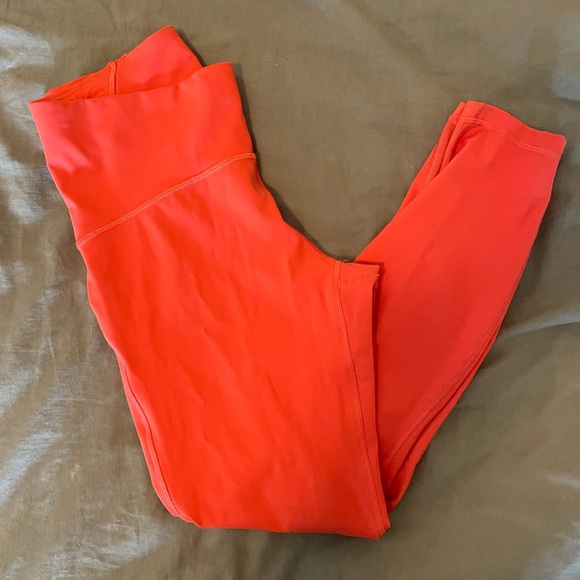 Lululemon Train time 7/8 Legging Pant -25” - Picture 5 of 6